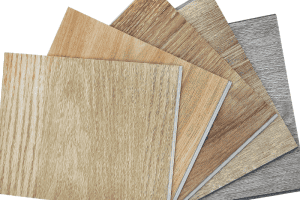 אריחי עץ - אילו סוגי אריחים מעץ הכי מתאימים לבניית סאונה?