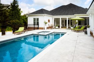 למה לבחור בבריכת בטון? כל היתרונות והחידושים בעולם הבריכות