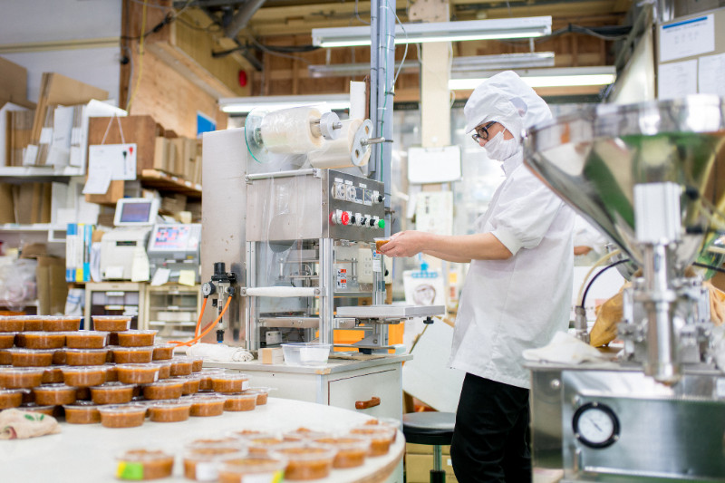 תפעול עסקי יעיל - למה כל עסק מזון צריך מכונת אריזה?